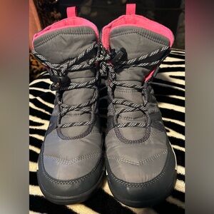 Sorel Whitney II Boots   Women size 7 Short Lace Winter Snow Waterproof